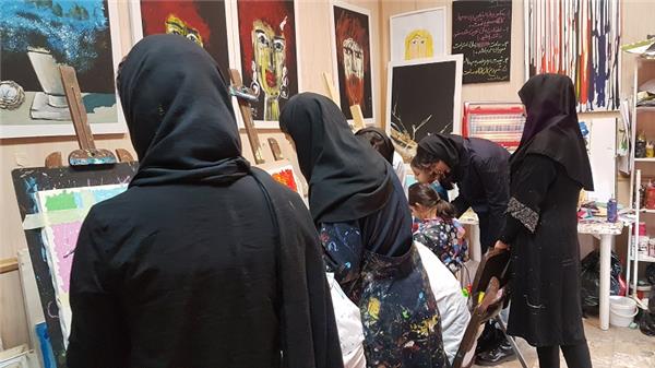 کارگاه آموزشی توانبخشی هنری / هنر درمانی