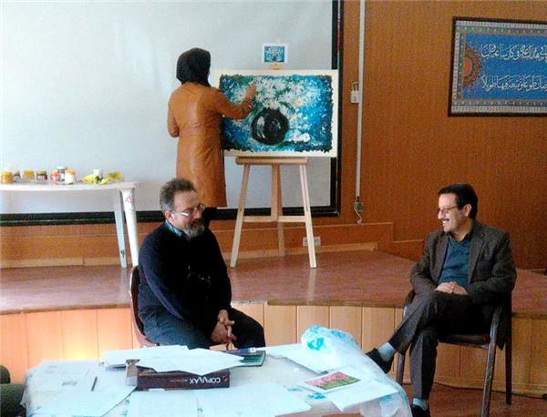 دکتر بهروز رفیعی،مدیرکل بهزیستی استان مرکزی در کارگاه آموزش هنر تجسمی