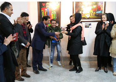 "پر پرواز"  نمایشگاه نقاشی مددجویان مراکز بهزیستی استان قزوین / هنر درمانی